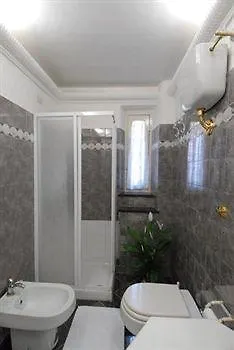 Ξενοδοχείο Casa Serafina 2*
